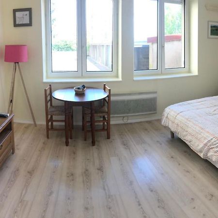 Le Comtois, Studio Au Calme Proche De La Gare Besancon Ngoại thất bức ảnh